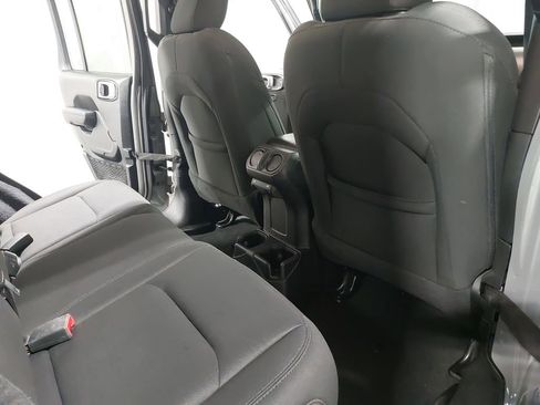 Used 2022 Jeep Wrangler Unlimited Sport AWD/4WD image 11