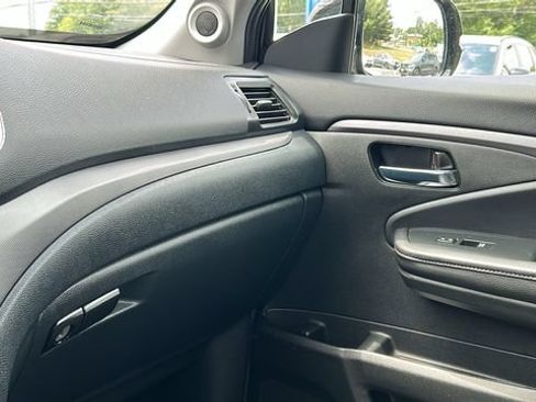 Used 2023 Honda Ridgeline Sport image 19