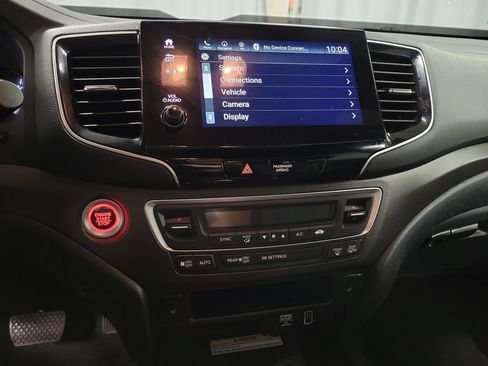 Used 2023 Honda Passport TrailSport image 14