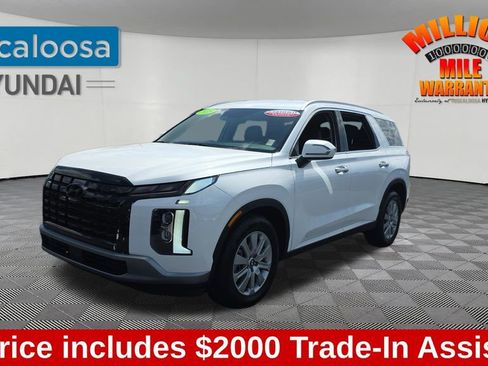Used 2025 Hyundai Palisade SEL FWD image 3