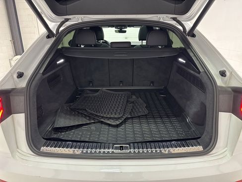Used 2020 Audi Q8 Premium Plus w/ Premium Plus Package image 47