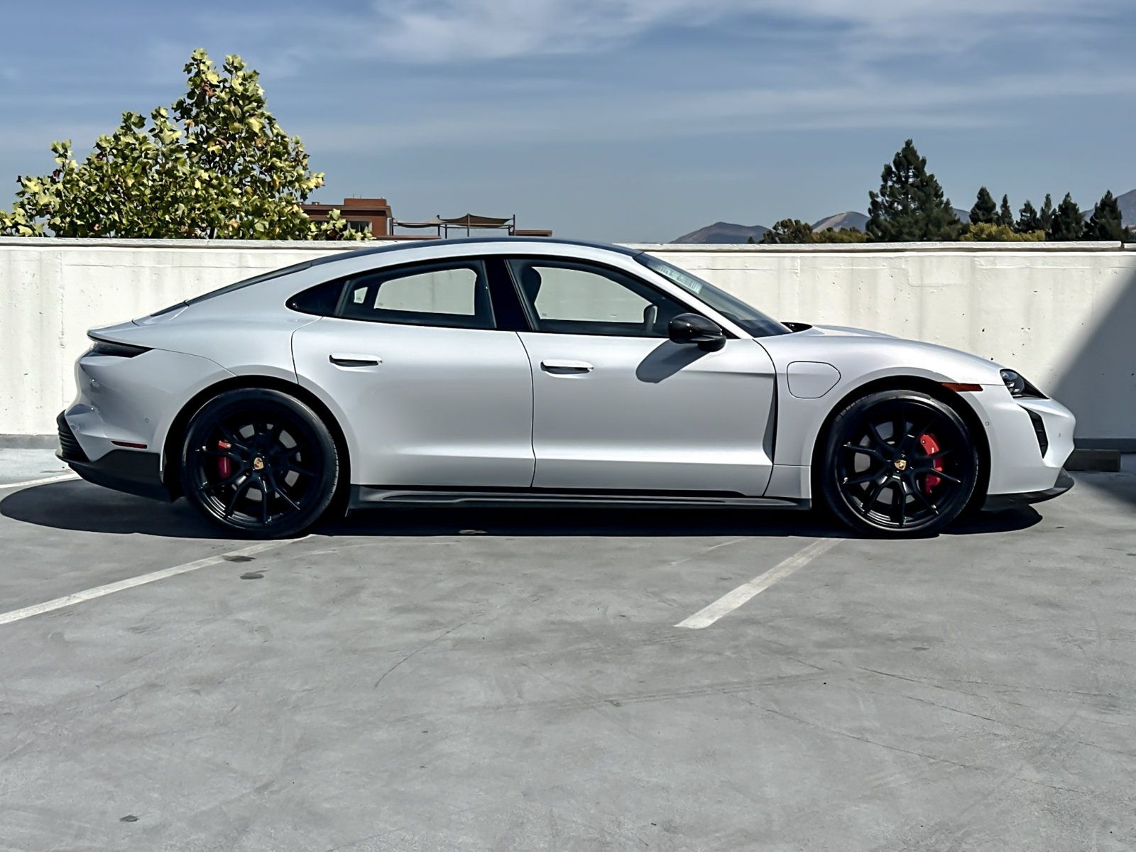 Certified 2023 Porsche Taycan GTS AWD/4WD image 10
