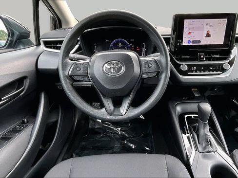 Used 2026 Toyota Corolla LE w/ LE Premium Package FWD image 5