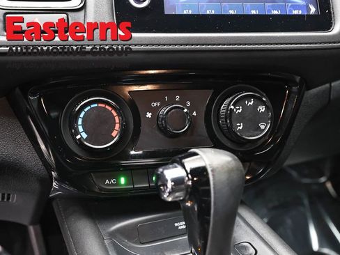 Used 2019 Honda HR-V Sport image 18