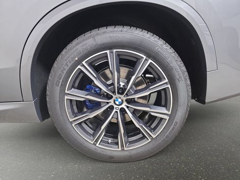 New 2026 BMW X5 xDrive40i w/ M Sport Package AWD/4WD image 34