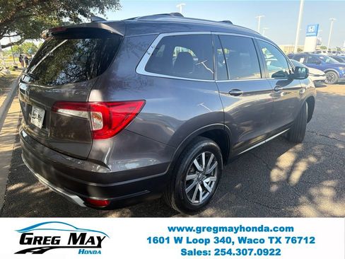Used 2021 Honda Pilot EX image 3