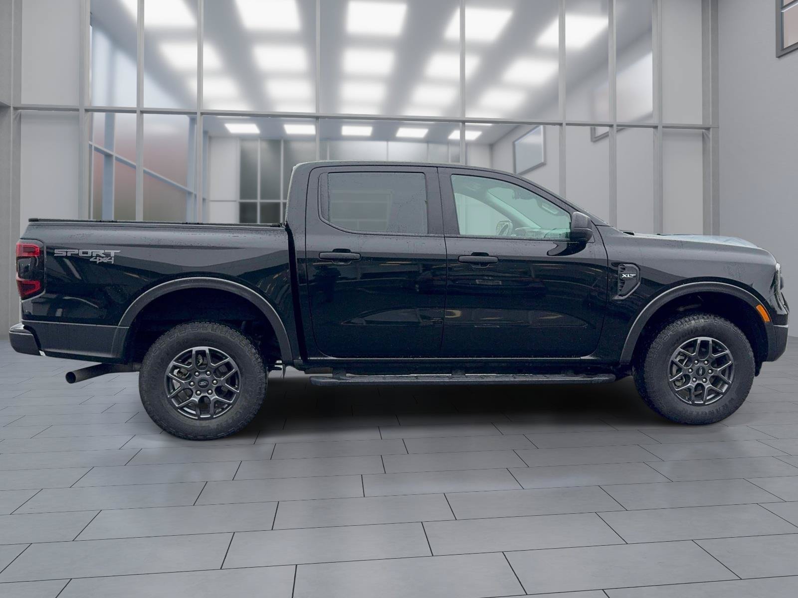 Used 2024 Ford Ranger XLT w/ Equipment Group 301A High AWD/4WD image 3