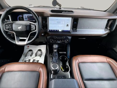 Used 2023 Ford Bronco Outer Banks AWD/4WD image 16