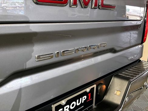Used 2026 GMC Sierra 1500 SLT AWD/4WD image 31