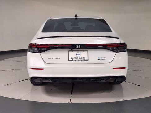 Used 2025 Honda Accord Sport image 10