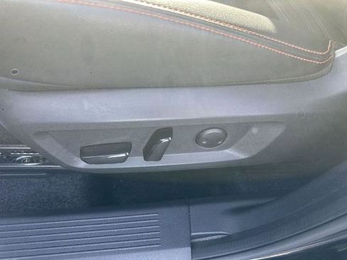 Certified 2025 Nissan Rogue SV image 12