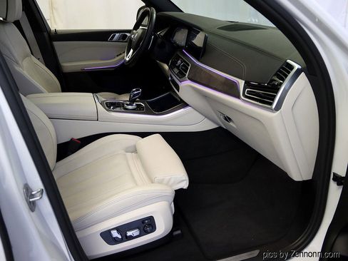 Used 2022 BMW X5 xDrive45e w/ Executive Package image 39