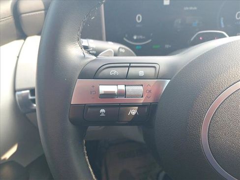 Certified 2025 Hyundai Tucson SEL image 19