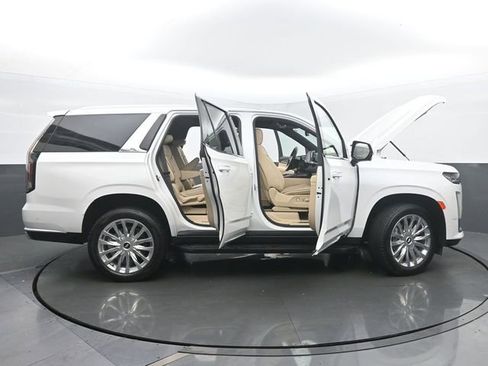 Certified 2023 Cadillac Escalade Premium Luxury AWD/4WD image 57