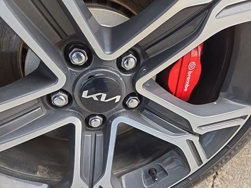 Used 2020 Kia Stinger GT2 image 25