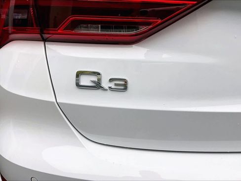 Used 2023 Audi Q3 2.0T Premium w/ Convenience Package AWD/4WD image 33