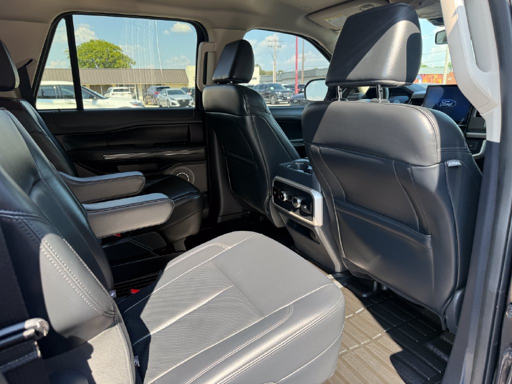 Used 2024 Ford Expedition Max XLT AWD/4WD image 15