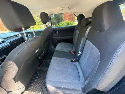 Used 2024 Hyundai Ioniq 5 SE AWD/4WD image 5