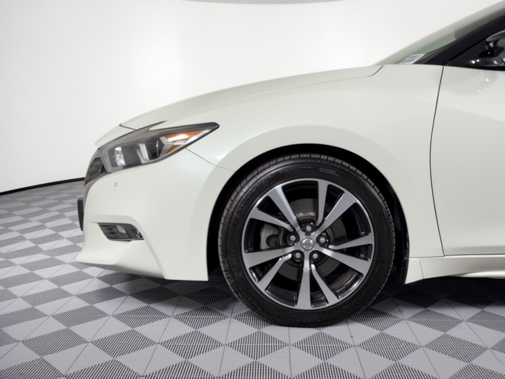 Used 2017 Nissan Maxima Platinum FWD image 13