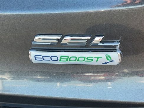 Used 2020 Ford Fusion SEL image 9