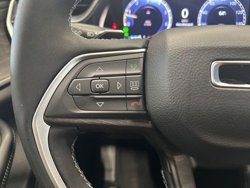 New 2025 Jeep Grand Cherokee Limited image 13