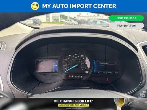 Used 2022 Ford Edge Titanium AWD/4WD image 19