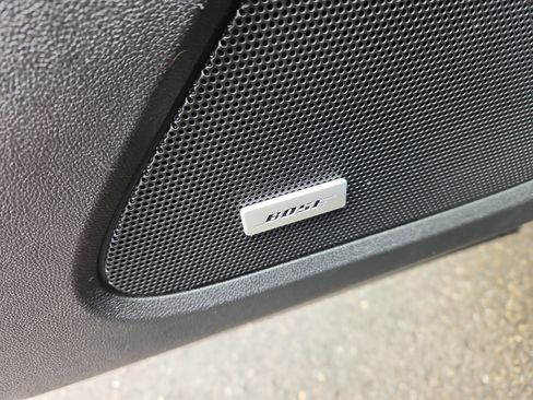 Used 2022 Chevrolet Equinox RS w/ RS Leather Package image 23