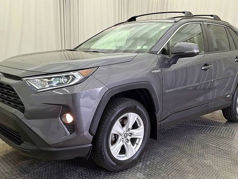 Certified 2019 Toyota RAV4 XLE w/ Convenience Package image 7