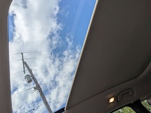 Used 2022 INFINITI QX50 Sensory w/ Cargo Package image 12