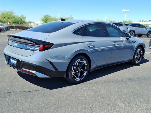 New 2026 Hyundai Sonata SEL FWD image 3