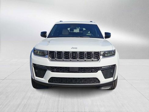 New 2026 Jeep Grand Cherokee L Limited image 3