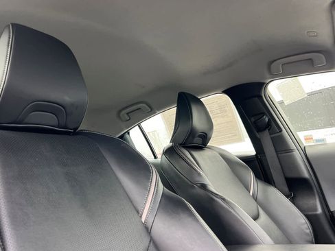 Certified 2024 Toyota Prius XLE image 17