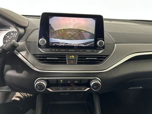 Certified 2025 Nissan Altima 2.5 SR image 22