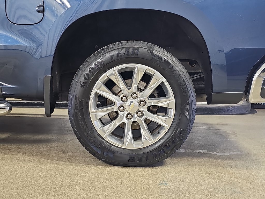 Used 2019 Chevrolet Silverado 1500 LTZ AWD/4WD image 39