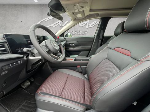 New 2026 Nissan Kicks SR w/ SR Premium Package FWD image 20