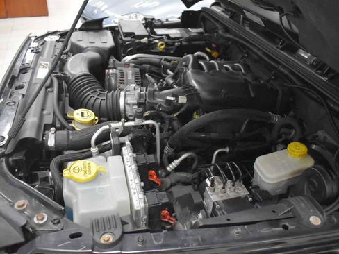 Used 2013 Jeep Wrangler Unlimited Sahara w/ Connectivity Group AWD/4WD image 25