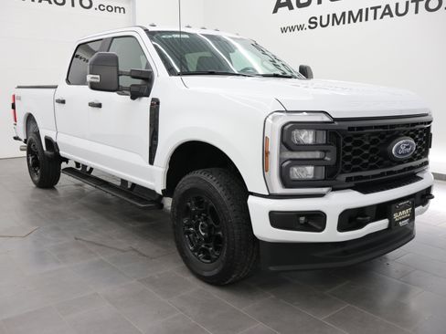Used 2025 Ford F250 XL w/ STX Appearance Package AWD/4WD image 2
