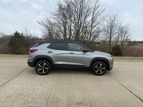 Used 2023 Chevrolet TrailBlazer RS w/ Convenience Package image 2