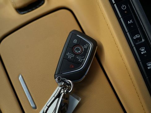 Used 2021 Chevrolet Corvette Stingray Preferred Cpe w/ Engine Appearance Package image 93