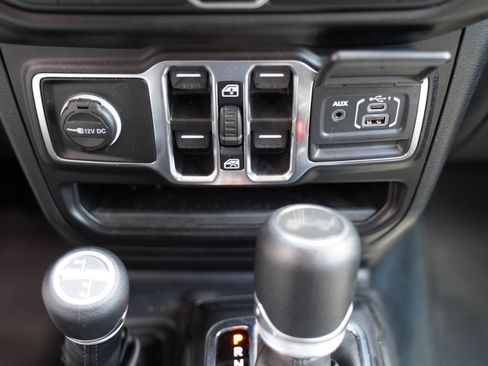 Used 2023 Jeep Wrangler Unlimited w/ Cold Weather Group AWD/4WD image 27