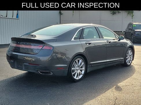 Used 2016 Lincoln MKZ w/ Equipment Group 300A Reserve FWD image 4