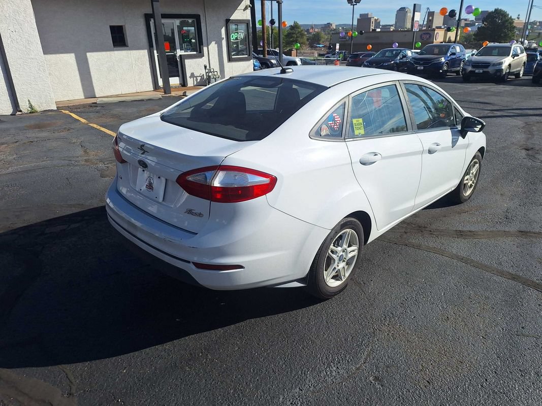 Used 2017 Ford Fiesta SE FWD image 8