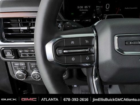 New 2026 GMC Yukon Denali w/ Denali Reserve Package AWD/4WD image 10
