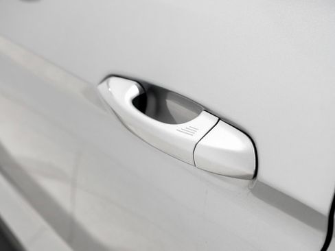 Used 2021 Ford Mustang Shelby GT500 w/ Technology Package image 35