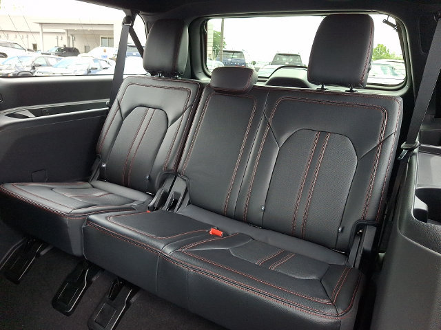 Used 2024 Ford Expedition Max Limited AWD/4WD image 9