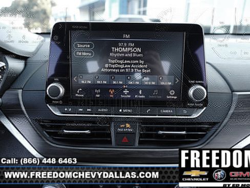 Used 2024 Nissan Altima 2.5 SV FWD image 16