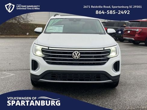 New 2026 Volkswagen Atlas SE image 2
