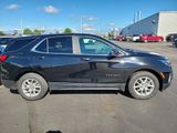 Used 2022 Chevrolet Equinox LT image 3