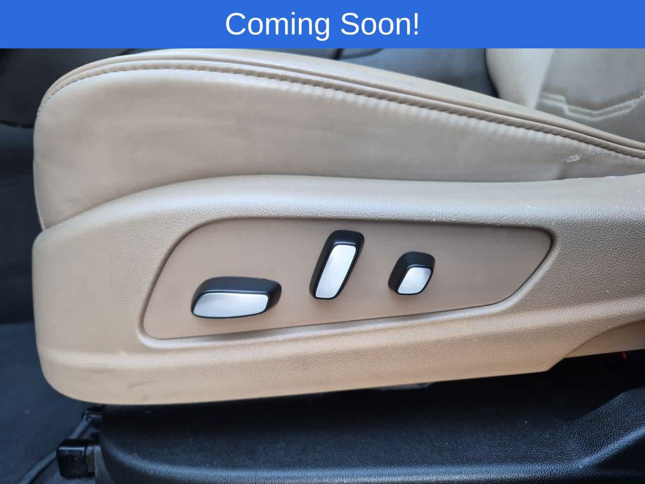 Used 2023 Cadillac XT5 Premium Luxury w/ Platinum Package AWD/4WD image 17
