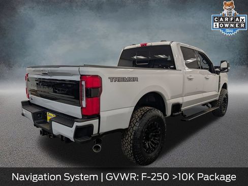 Used 2025 Ford F250 4x4 Crew Cab Super Duty image 5